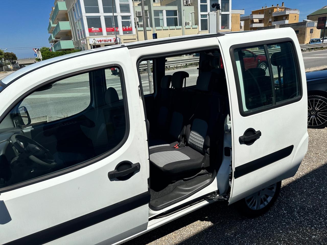 Fiat Doblo 1.4 57kw Family GPL 7 posti