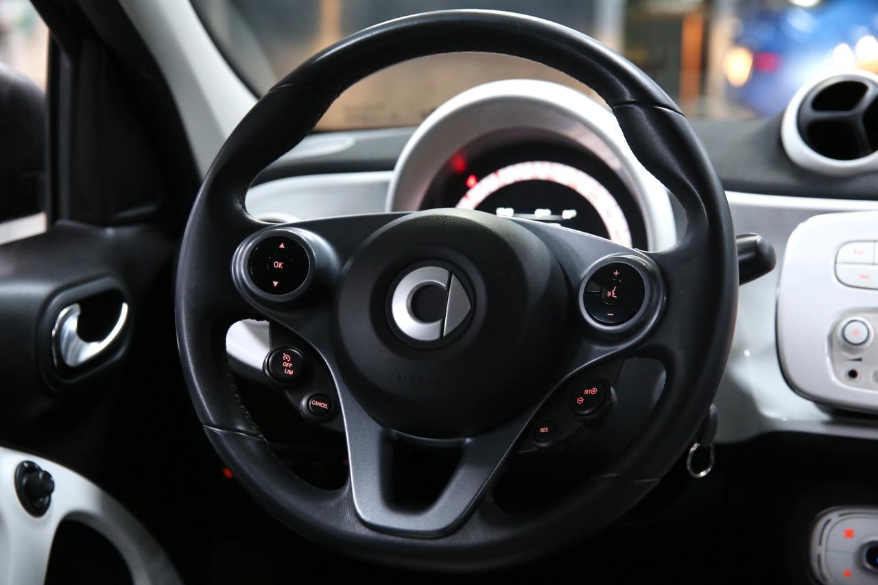 Smart forfour 70 1.0 Passion