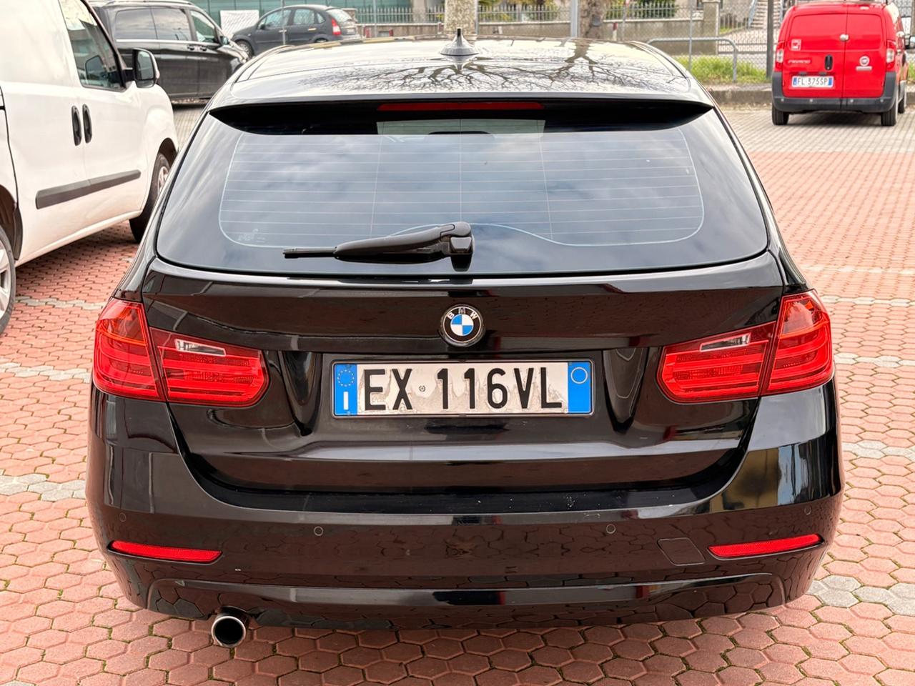 Bmw 116 116d 5p. Urban