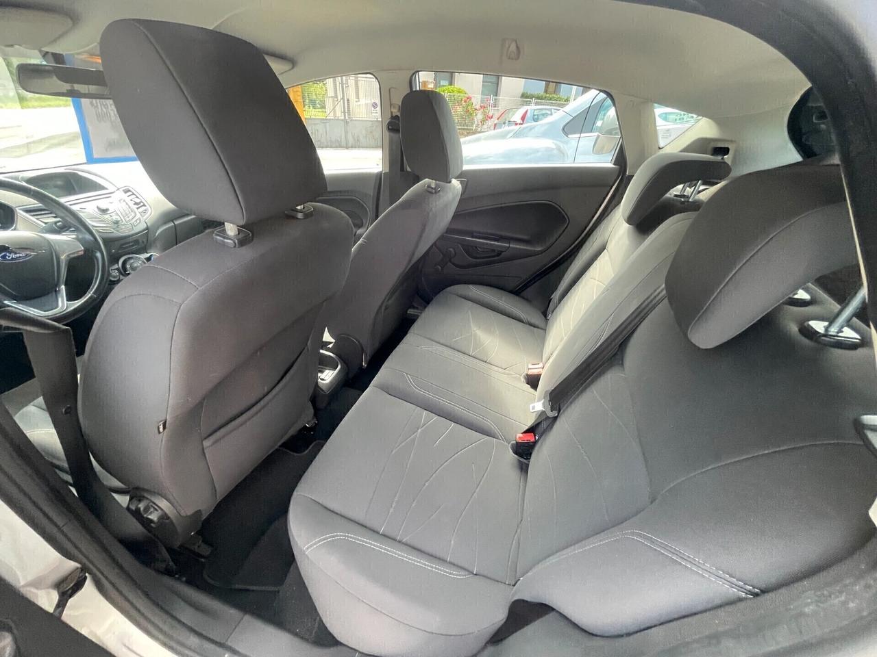 Ford Fiesta 1.5 TDCi 75CV 5 porte Titanium