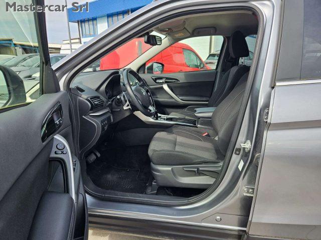 MITSUBISHI Eclipse Cross Eclipse Cross 2.4 phev Instyle sda s-awc - GG501HM