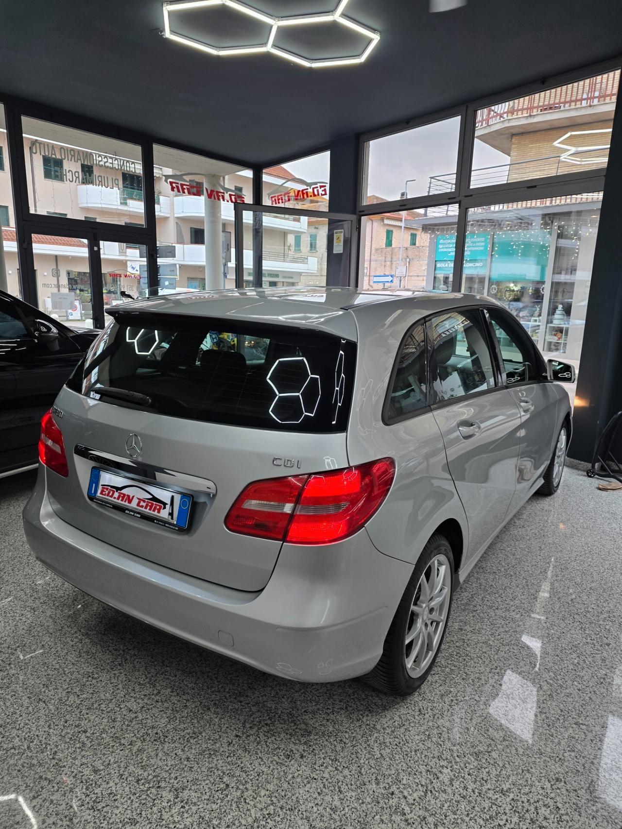 Mercedes-benz B 180 CDI BlueEFFICIENCY Premium