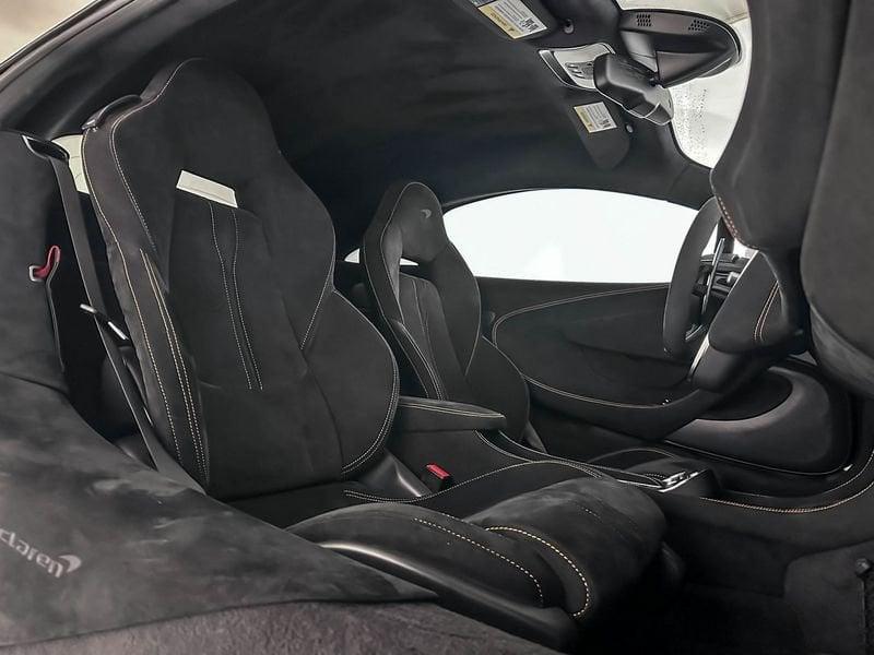 McLaren 570S Coupé 570S- Mclaren Milano