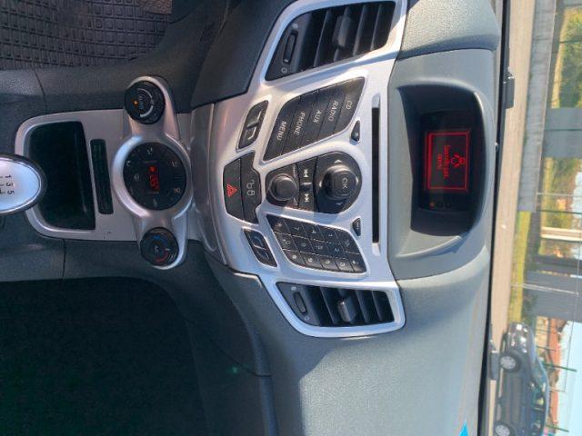 FORD Fiesta 1.4 5 porte Bz.- GPL Titanium