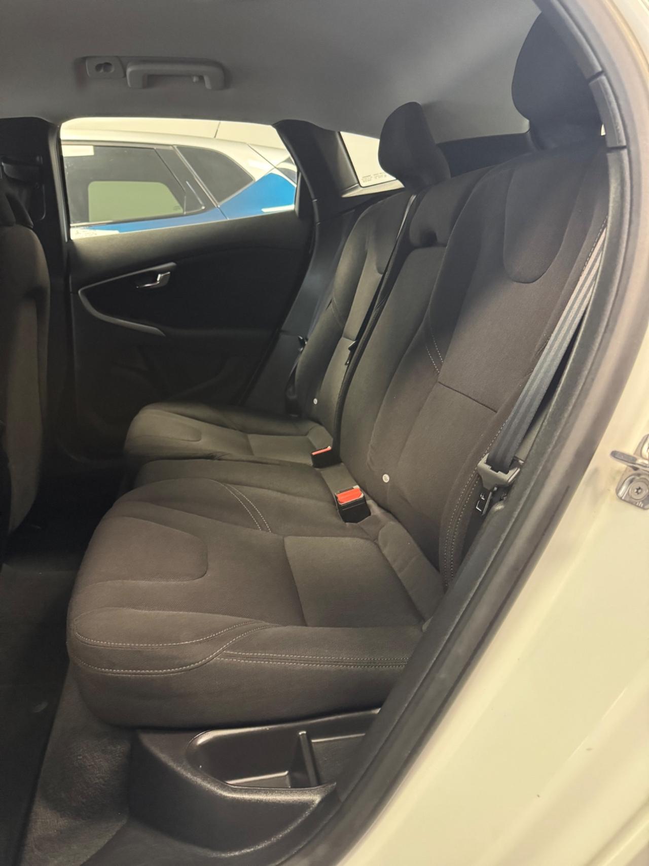 Volvo V40 2.0 120 CV D2 FINANZIABILE