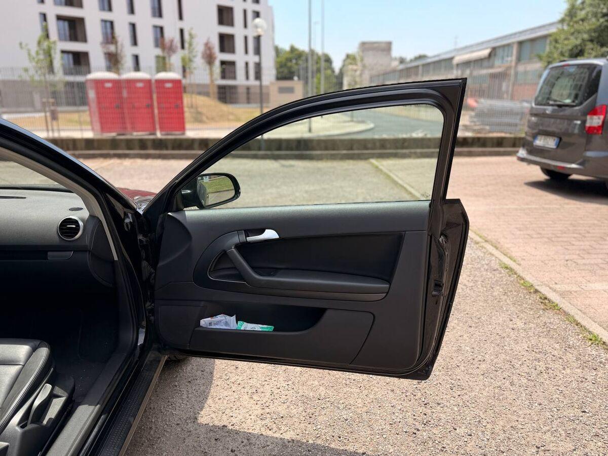 Audi A3 3 Porte A3 1.6 tdi Ambiente