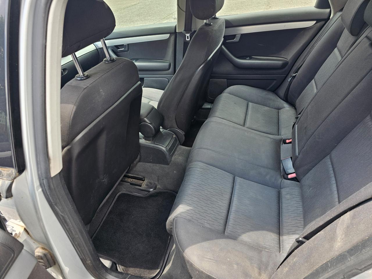 Audi A4 2.0 TDI 2006 STATION WAGON Manuale