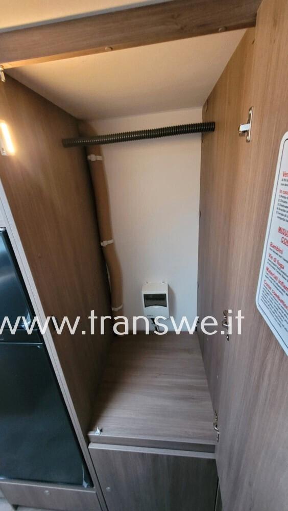 Carado A464 PRO Mansardato con ampio garage in coda