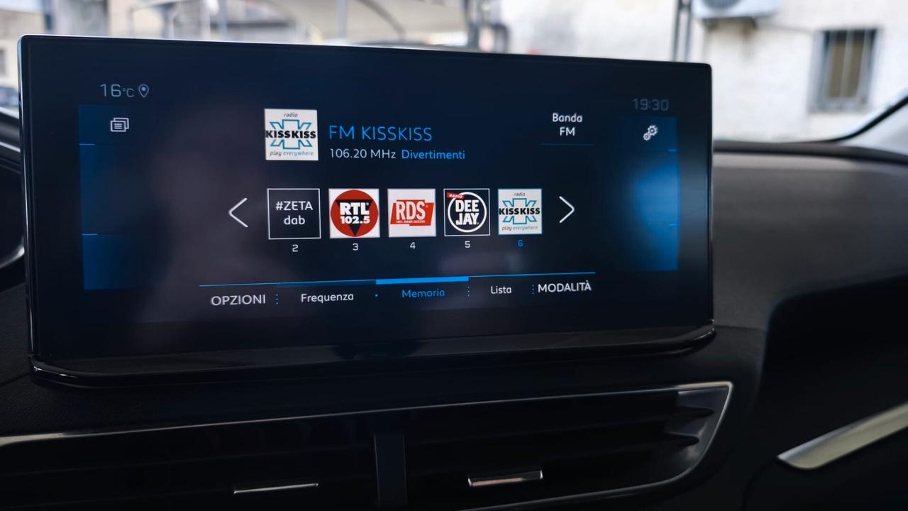 Peugeot 3008 BlueHDi 130 S&S EAT8 Allure