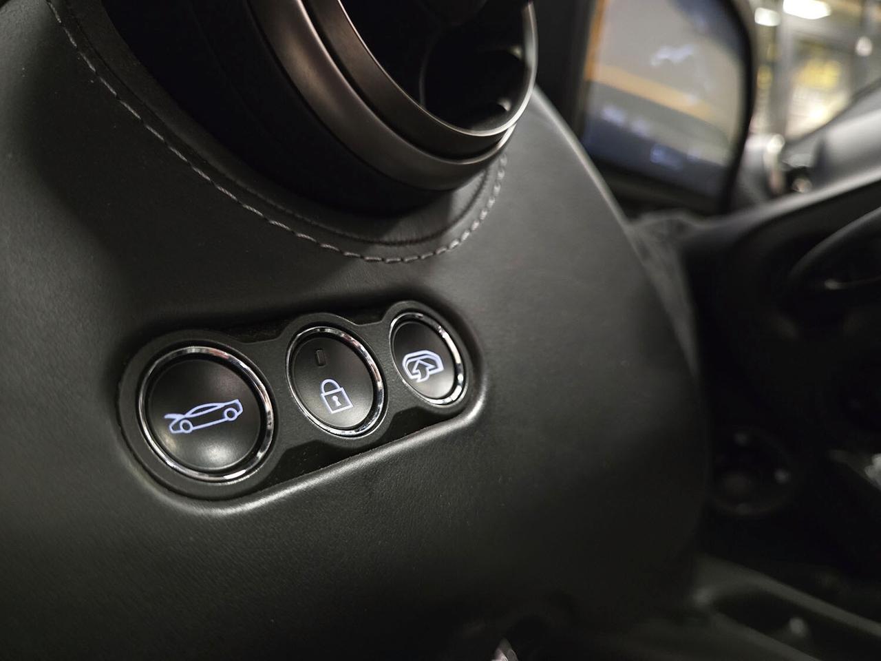 Mclaren 720S IVA ESPOSTA INCLUSA -SERVICE -BURTON BLUE -SCARICO