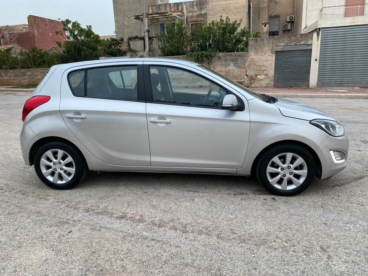 Hyundai i20 1.2 5p. Classic