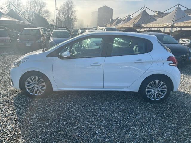 Peugeot 208 PureTech 82 5p. GPL Access