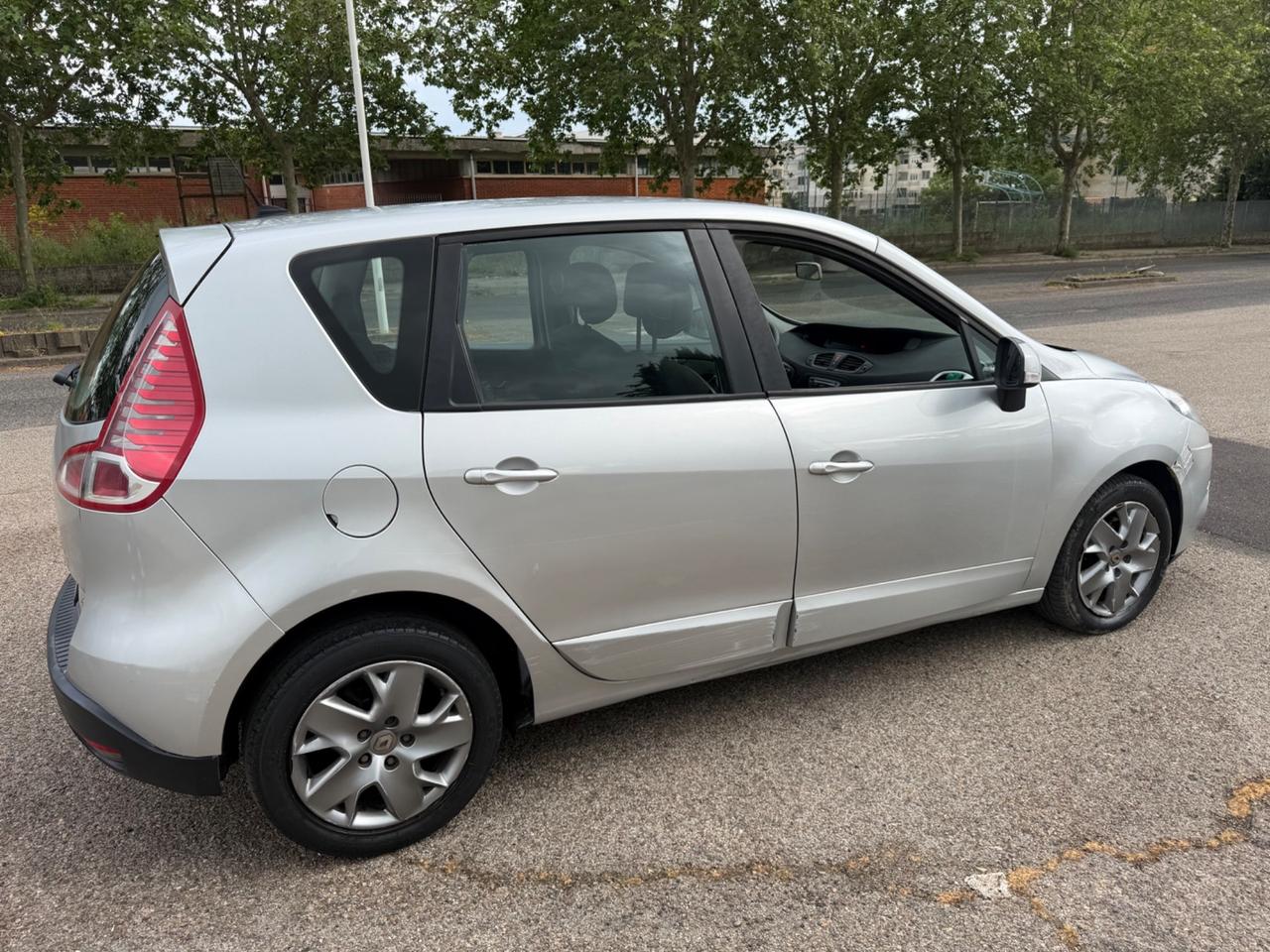 Renault Scenic Xmod 1.5 dCi 110CV