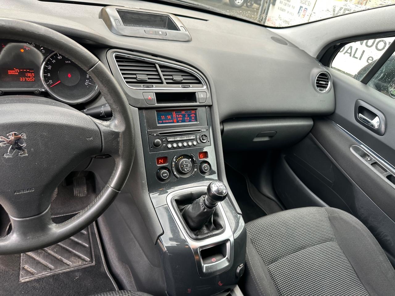 Peugeot 5008 1.6 HDi 112CV Business