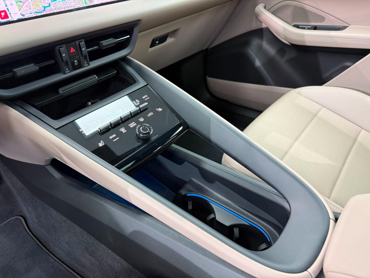 Porsche Macan 4 (970)
