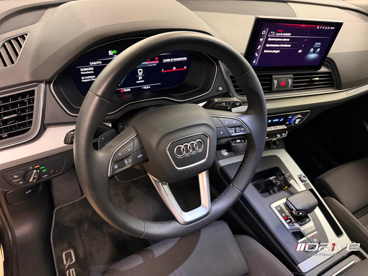 AUDI Q5 2ª serie Q5 SPB 40 TDI quattro S troni...