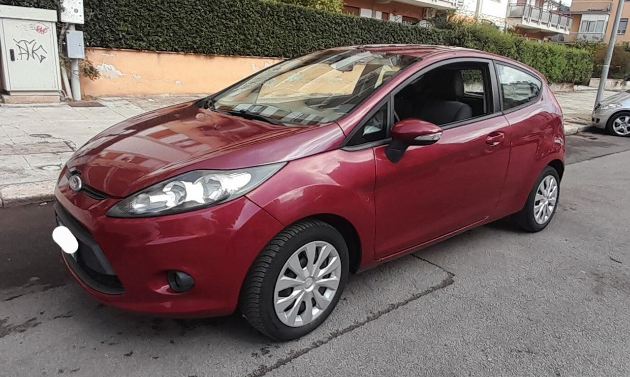 Ford Fiesta 1.2 82CV 3 porte Titanium