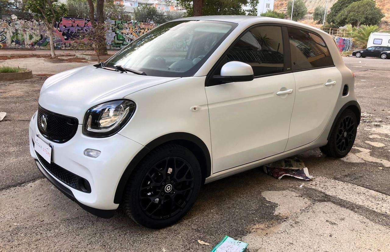 Smart ForFour 90 0.9 Turbo Passion GPL e pack sportivo