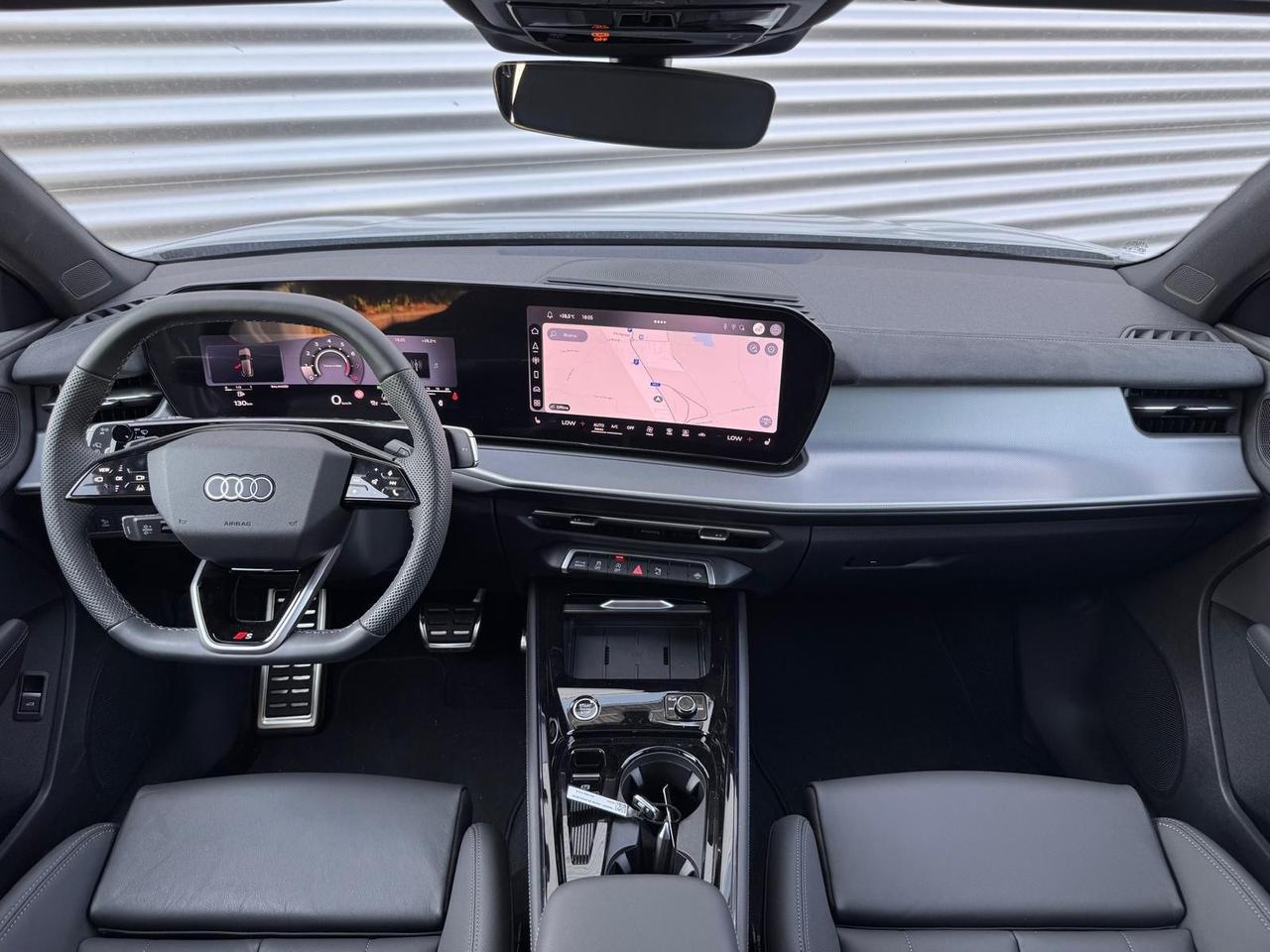 AUDI Q3 TFSI S-TRONIC