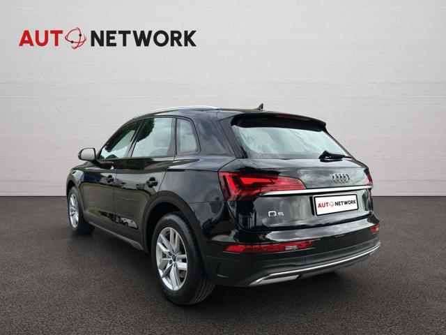 AUDI Q5 35 TDI S tronic Business