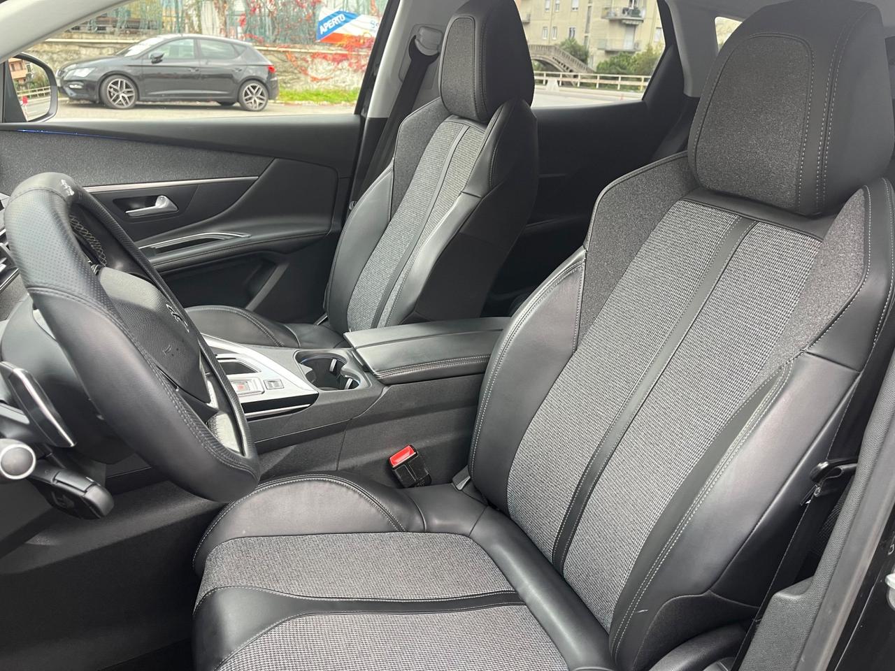 Peugeot 3008 PureTech Turbo 130 S&S Allure