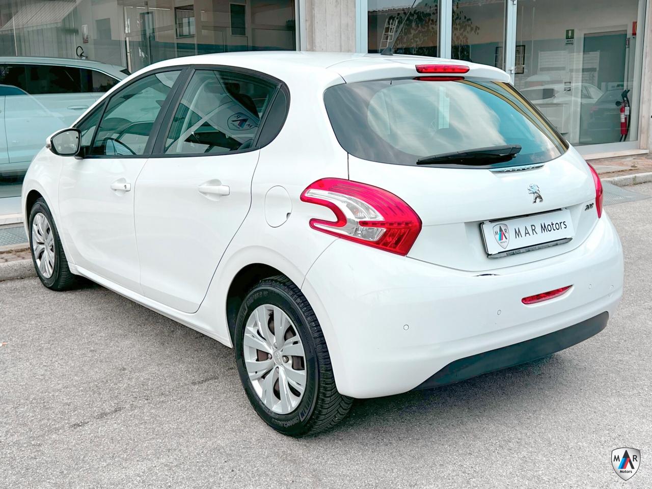 Peugeot 208 1.4 HDi 68 CV 5 porte Access