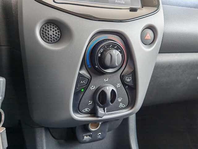 Peugeot 108 VTi 72 S&S 5 porte Allure