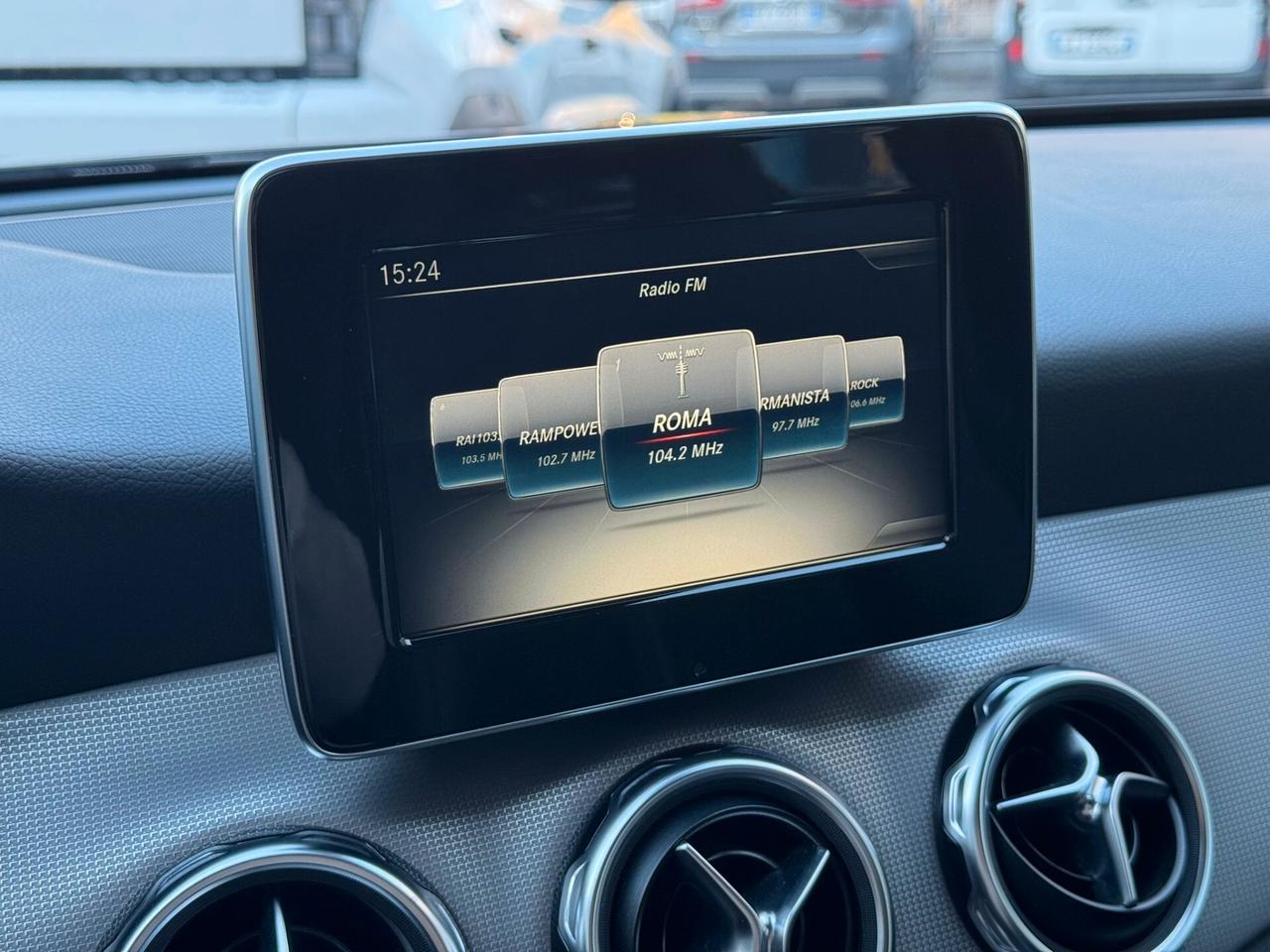 Mercedes-benz GLA 180 d Automatic Sport