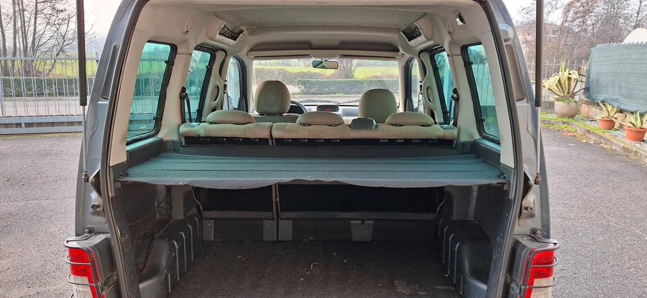 Peugeot Ranch 1.6 HDi 5p. Lee