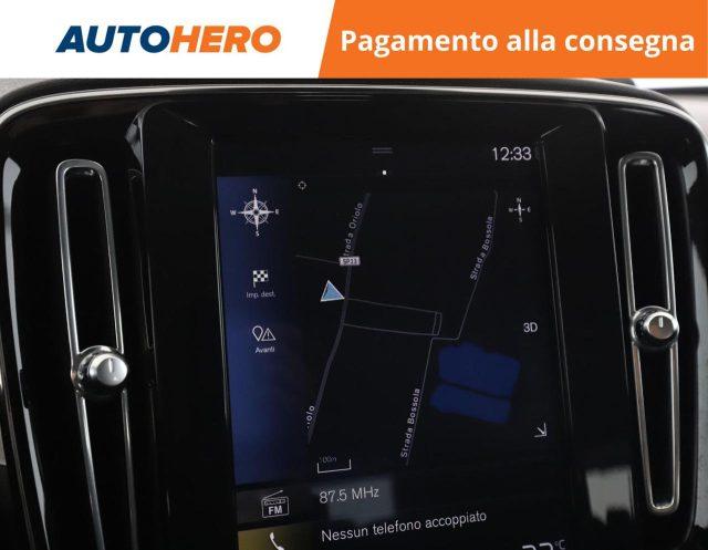 VOLVO XC40 T2 Geartronic Momentum Pro
