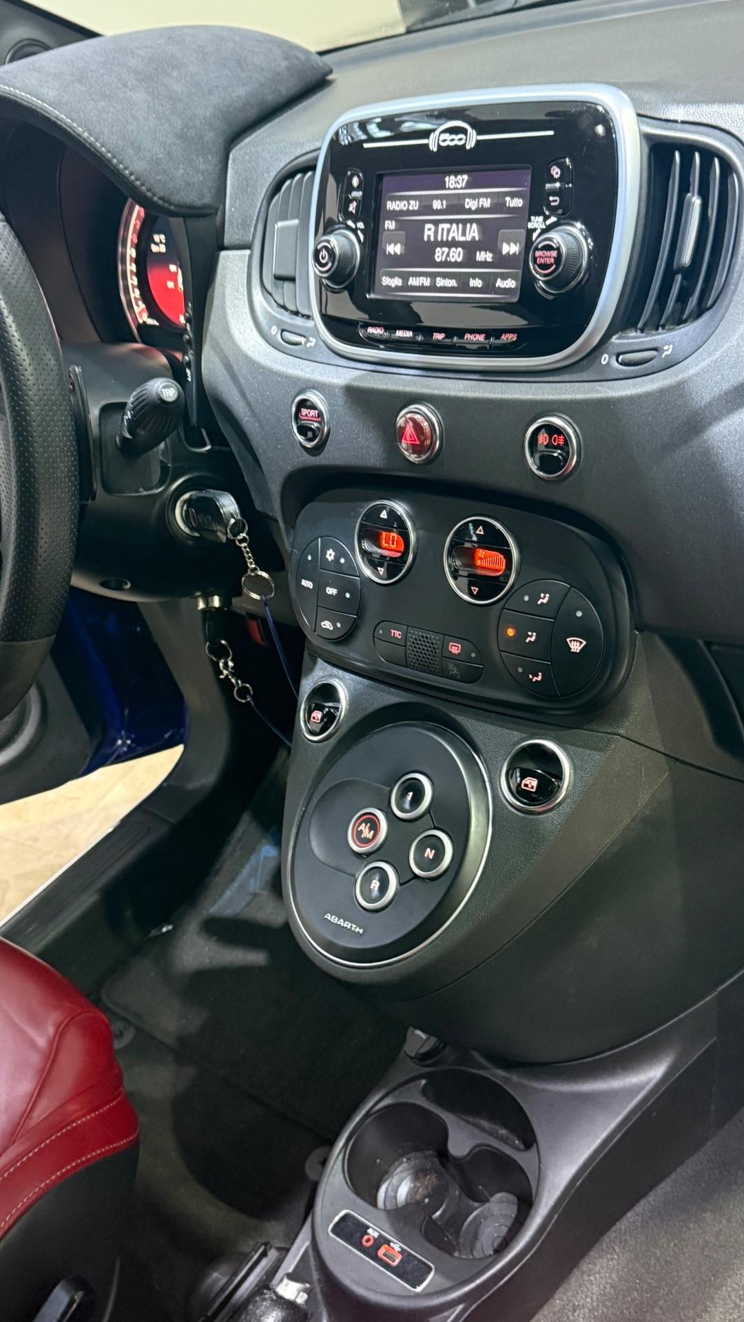 Abarth 595 1.4 Turbo T-Jet 180 CV Competizione