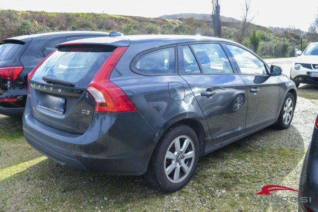 VOLVO V60 D3 Kinetic - PER OPERATORI DEL SETTORE