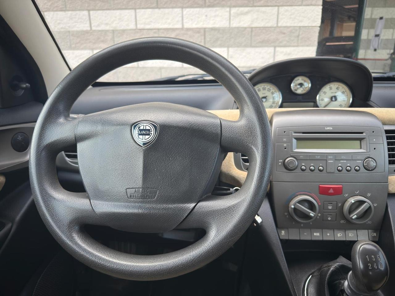 Lancia Ypsilon 1.2 Argento