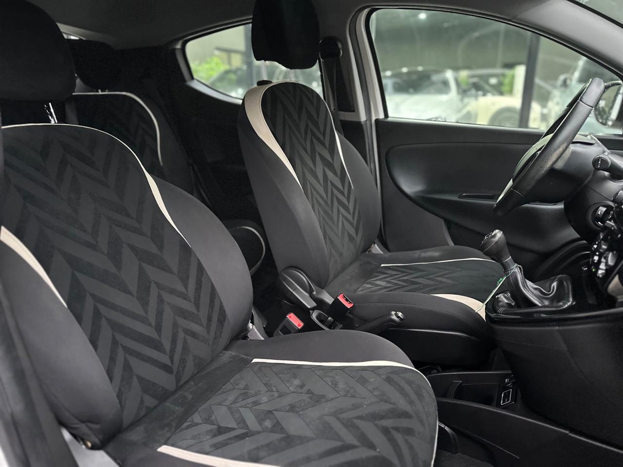 Lancia Ypsilon 1.3 MJT 16V 95 CV 5 porte S&S Platinum