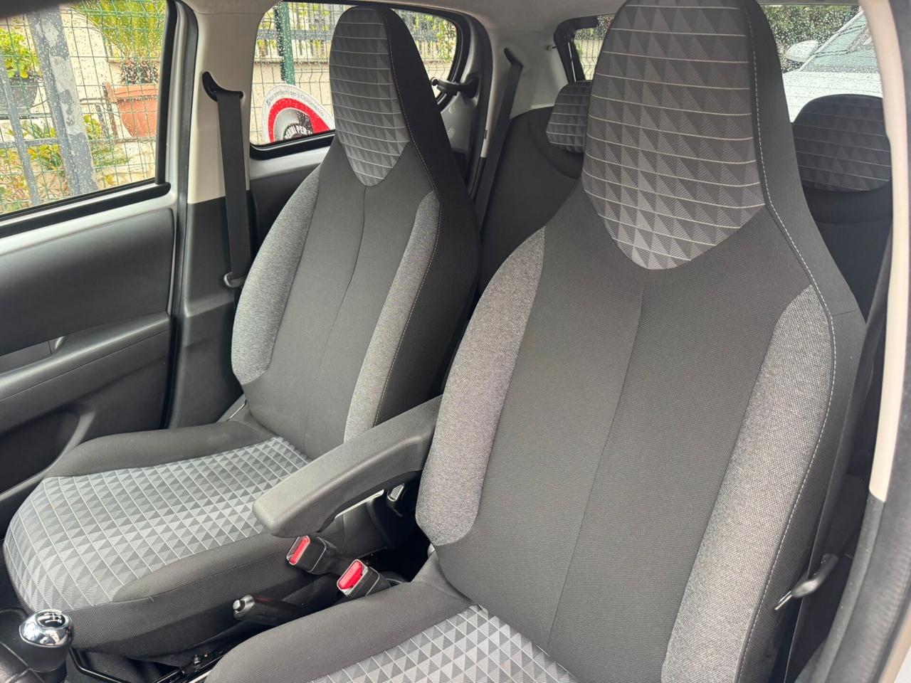 Peugeot 108 VTi 72 S&S 5 porte Allure TOP!