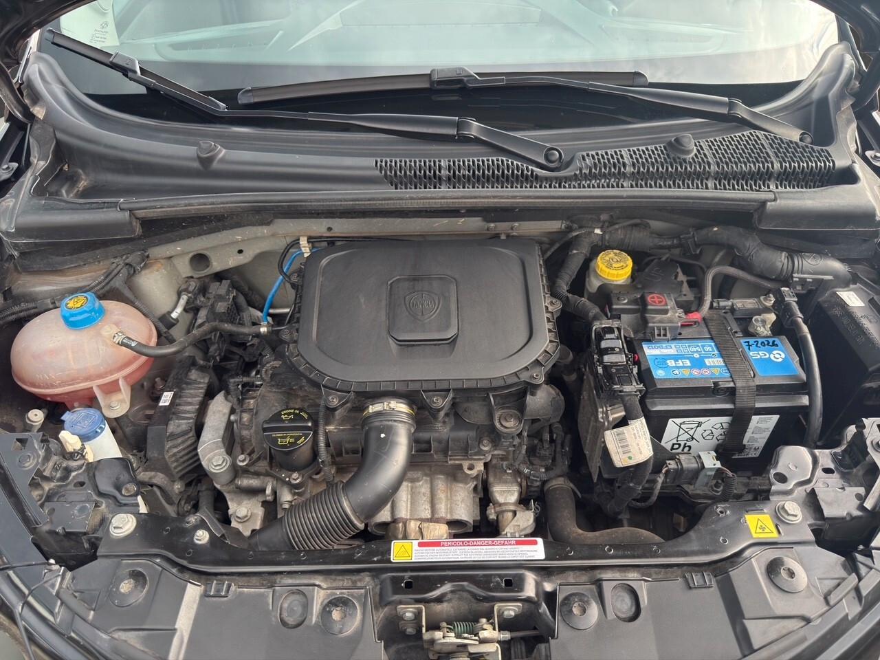 Lancia Ypsilon 1.0 FireFly 5 porte S&S Hybrid Silver Plus