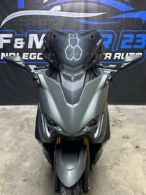 Yamaha T Max 560