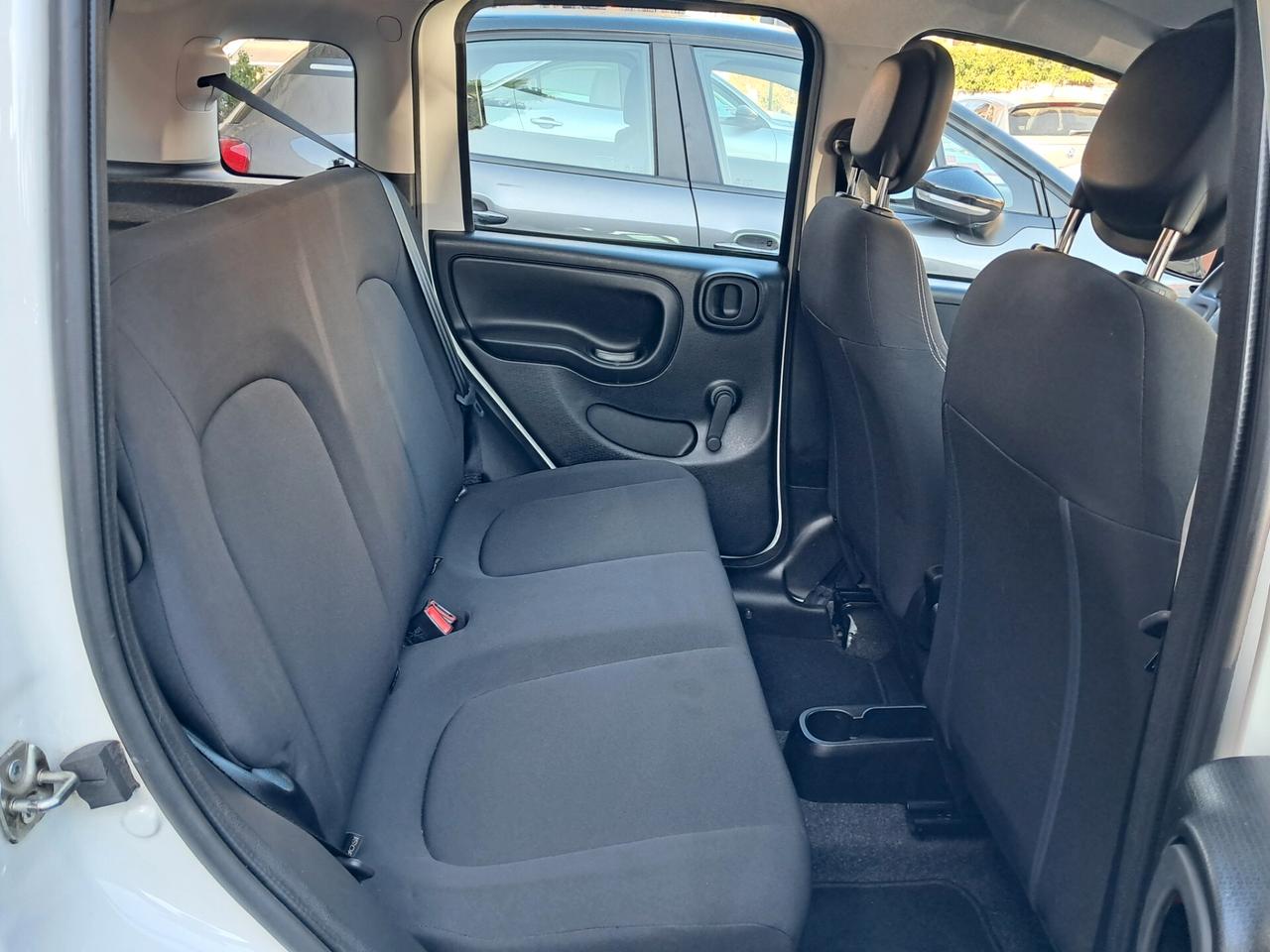 Fiat Panda 1.0 FireFly Hybrid 70 cv