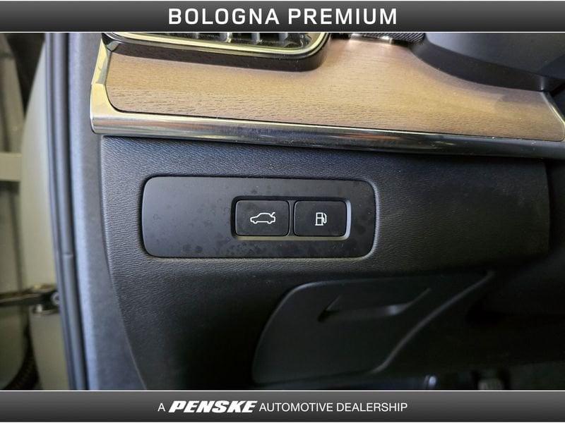 Volvo XC90 XC90 T8 Plug-in Hybrid AWD automatico 7 posti Ultra Dark