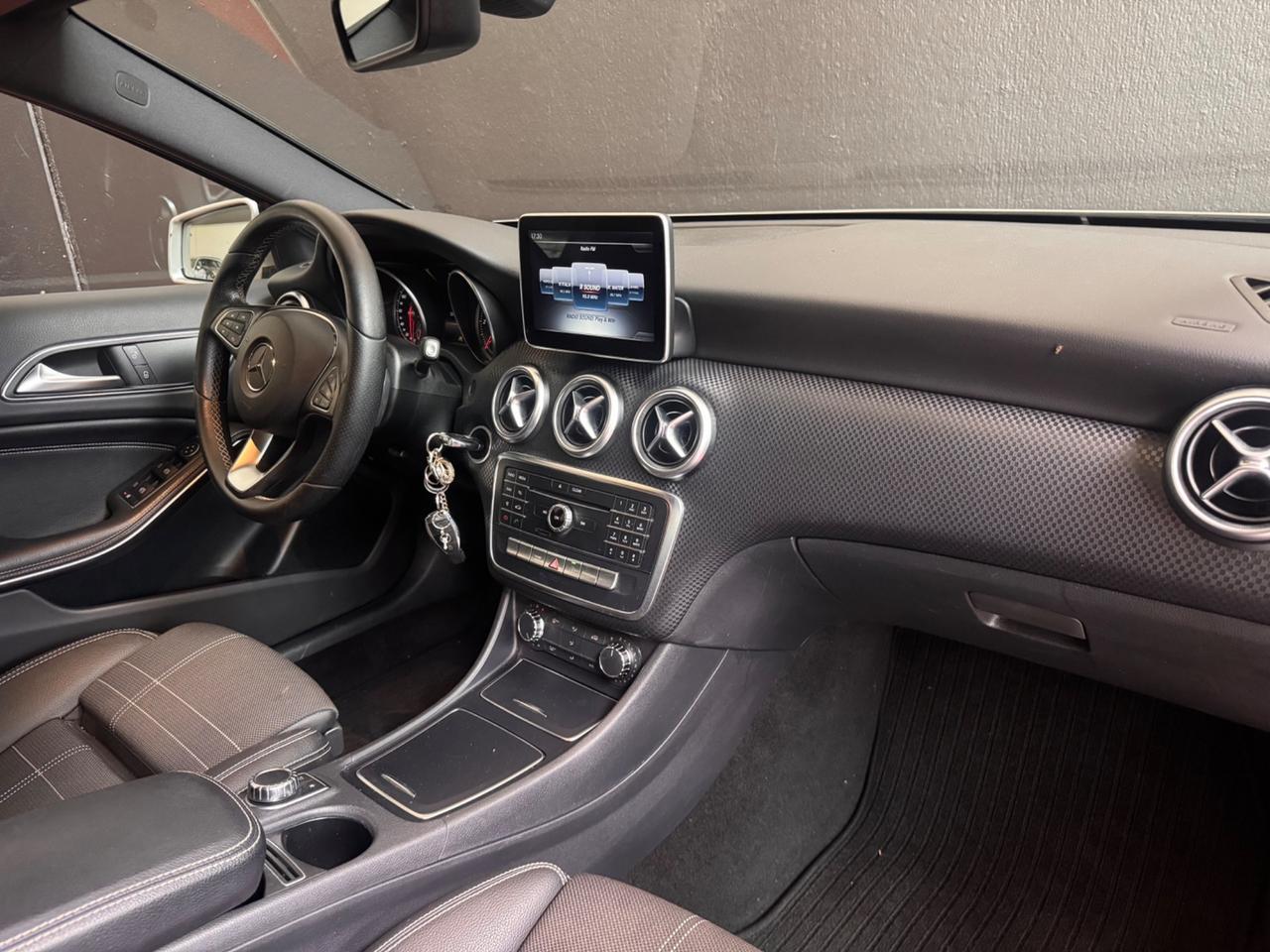 Mercedes-benz A 160 d Automatic Premium