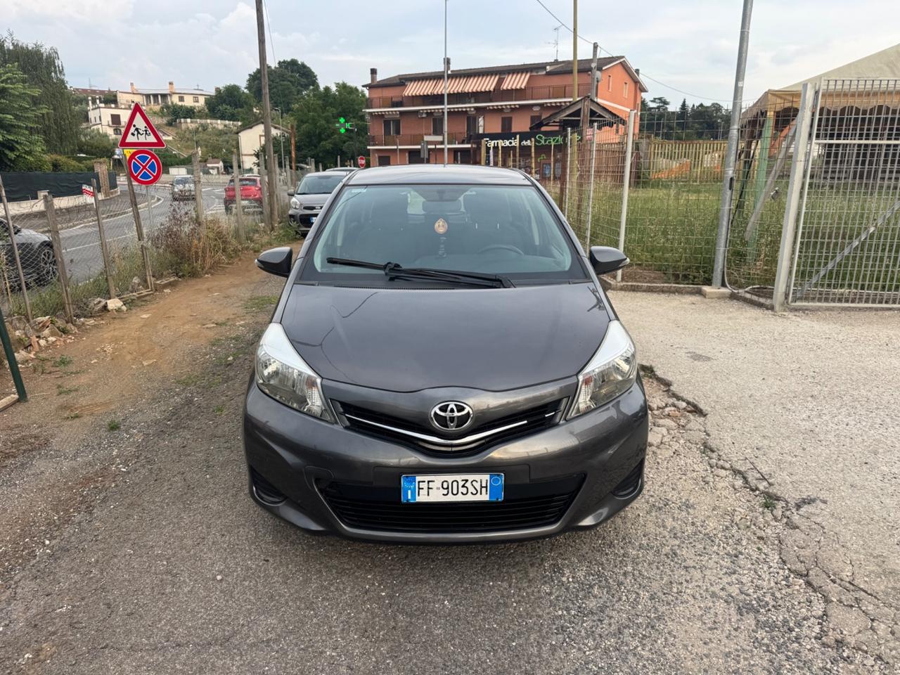 Toyota Yaris 1.4 D-4D 5 porte Lounge NEOPATENTATI