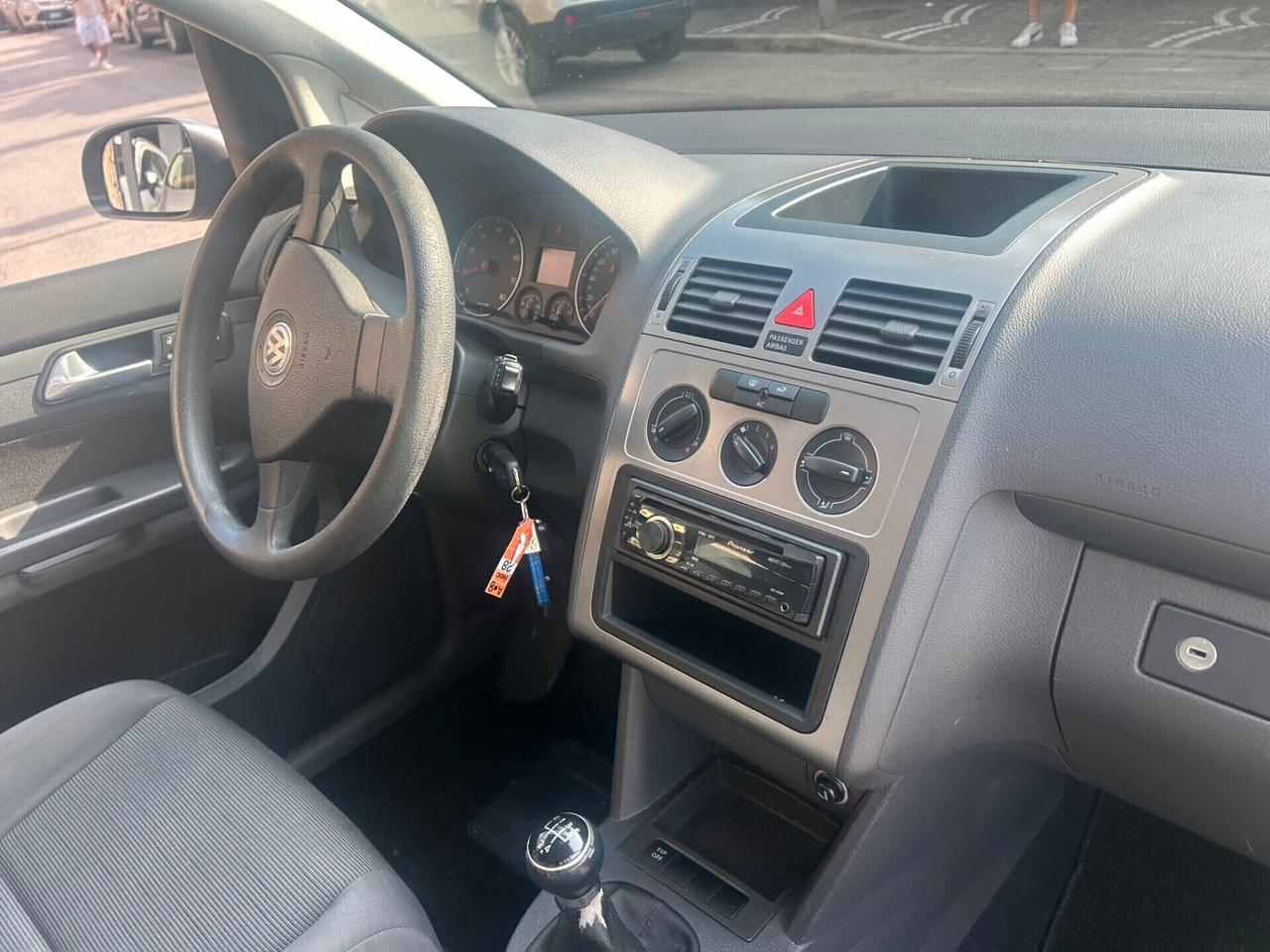 Volkswagen Touran 2.0 Highline Ecofuel METANO