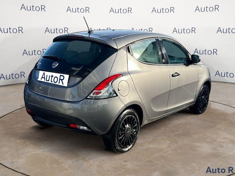 Lancia Ypsilon Ypsilon 1.0 FireFly 5 porte S&S Hybrid Ecochic Gold