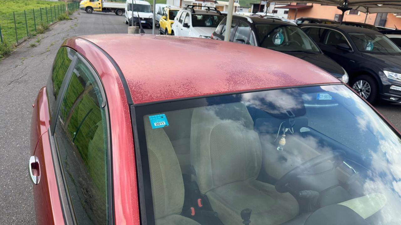 Lancia Ypsilon 1.2 16V Argento