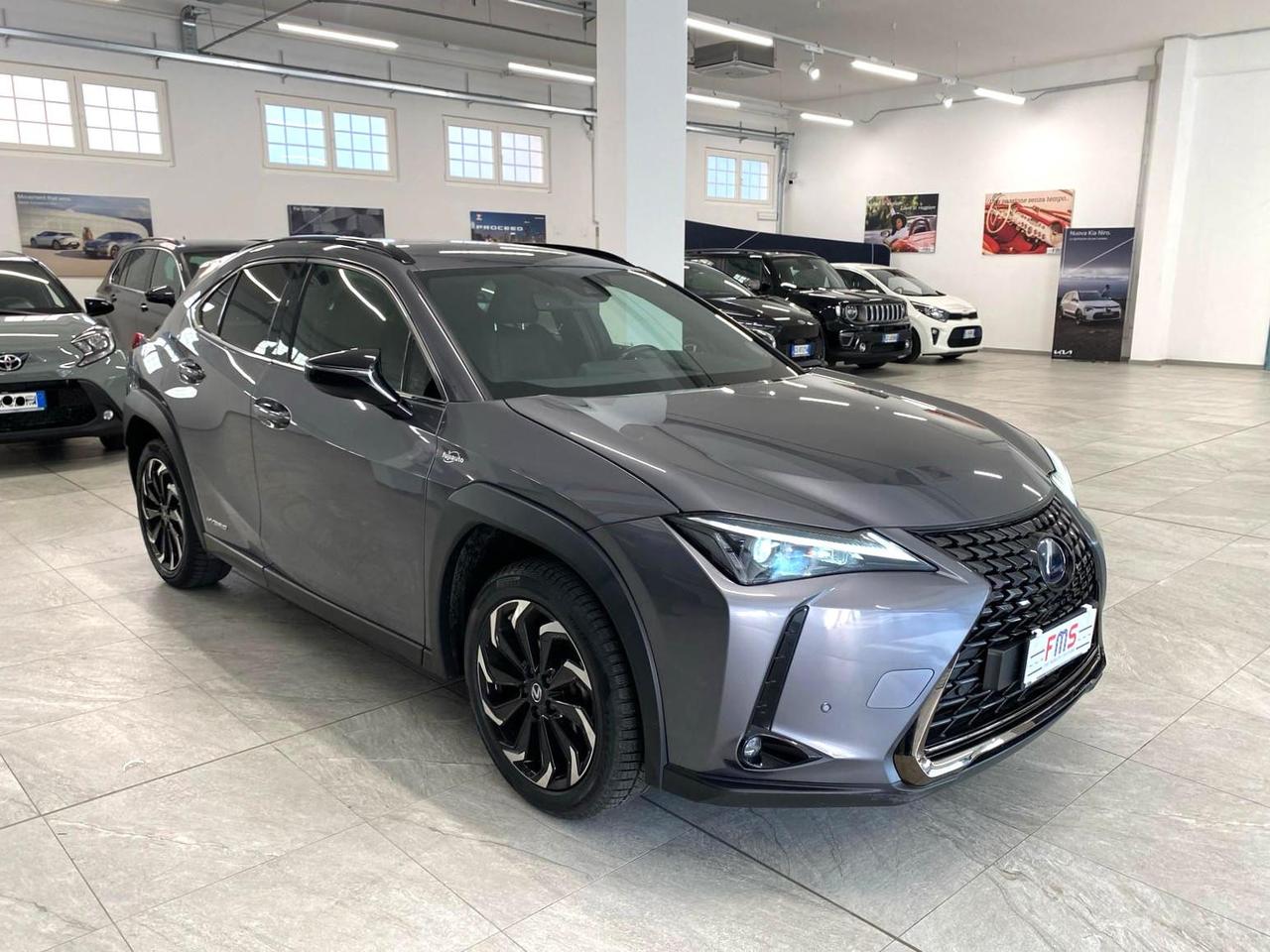 Lexus UX 250h 2.0 Executive 2wd cvt my20