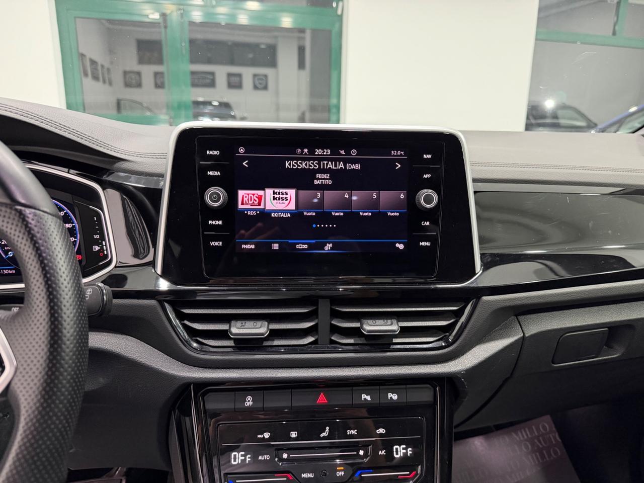 Volkswagen T-Roc 1.5 TSI ACT DSG R-Line