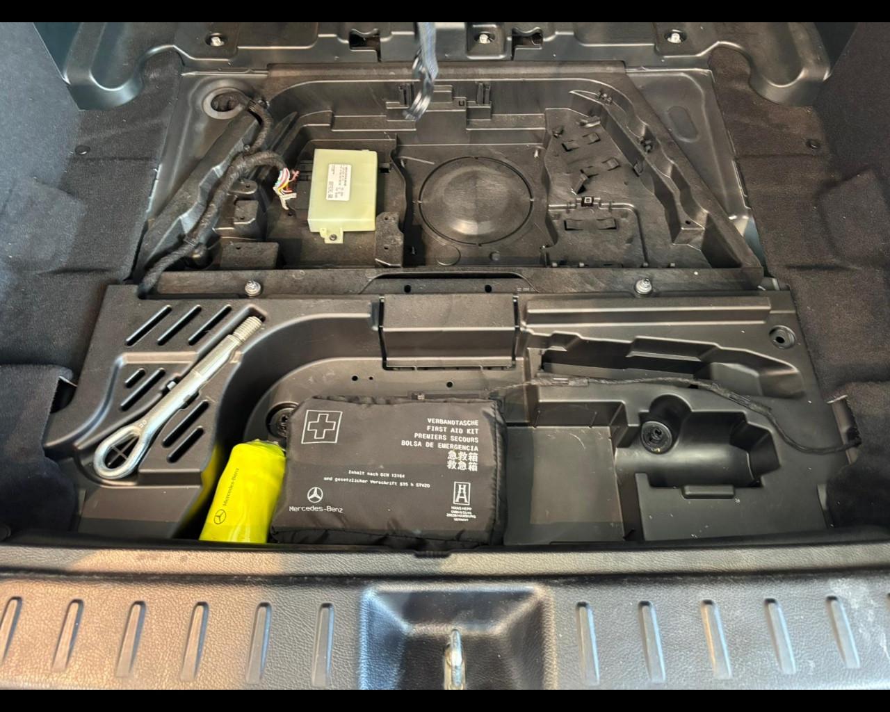 Mercedes-Benz GLB - X247 2019 - GLB 200 d Sport Plus auto