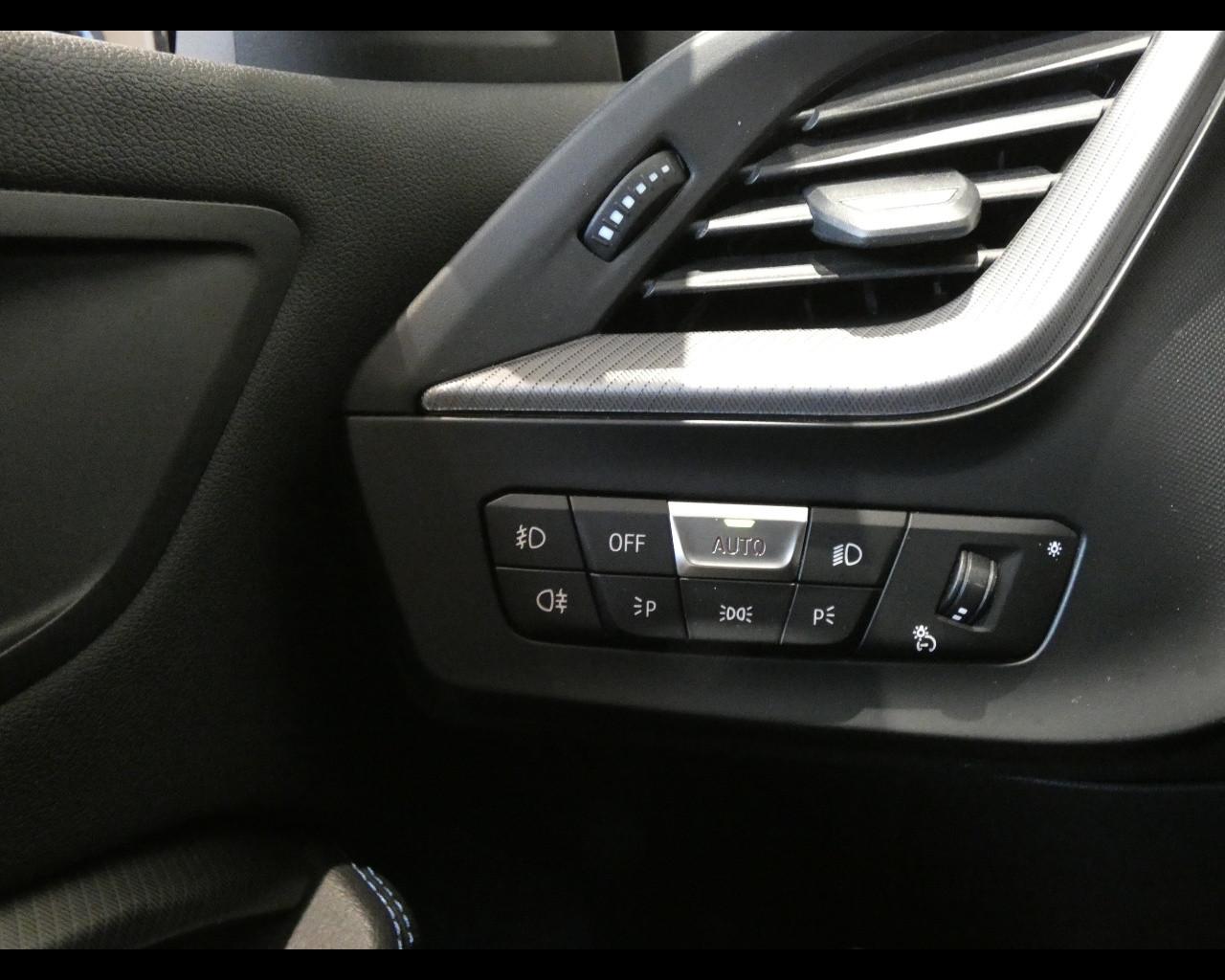 BMW Serie 1 (F40) - 118d 5p. Msport