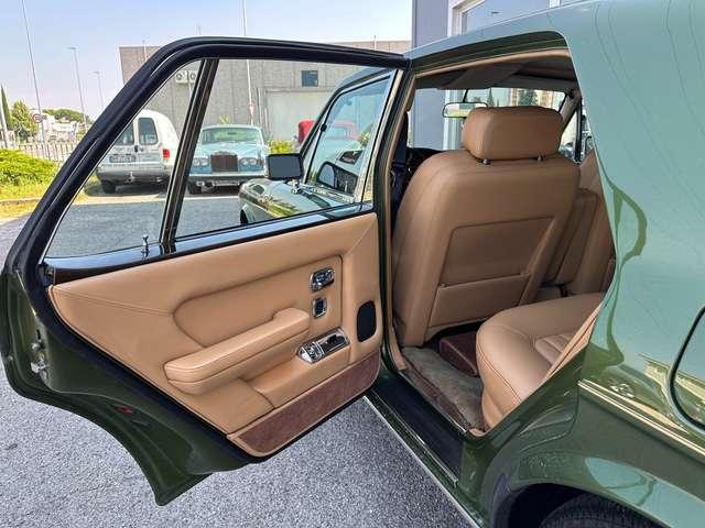 Rolls-Royce Silver Spirit