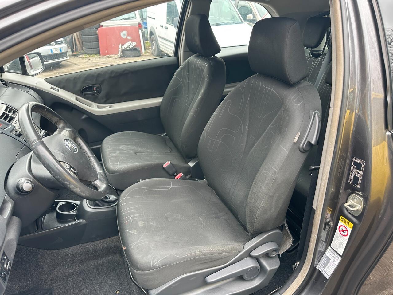 Toyota Yaris 1.0 Benzina (Garanzia 24 Mesi)